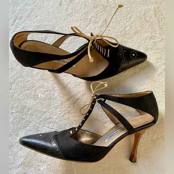Manolo Blahnik | ‘Brouge’ Vintage 90s Black T-strap Heels | Sz 38 - Picture 2 of 9